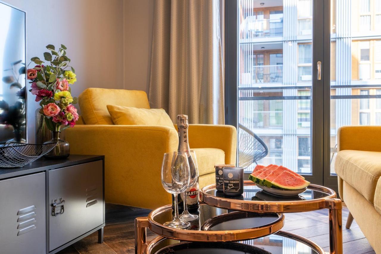Apartament Riverside Danzica Esterno foto